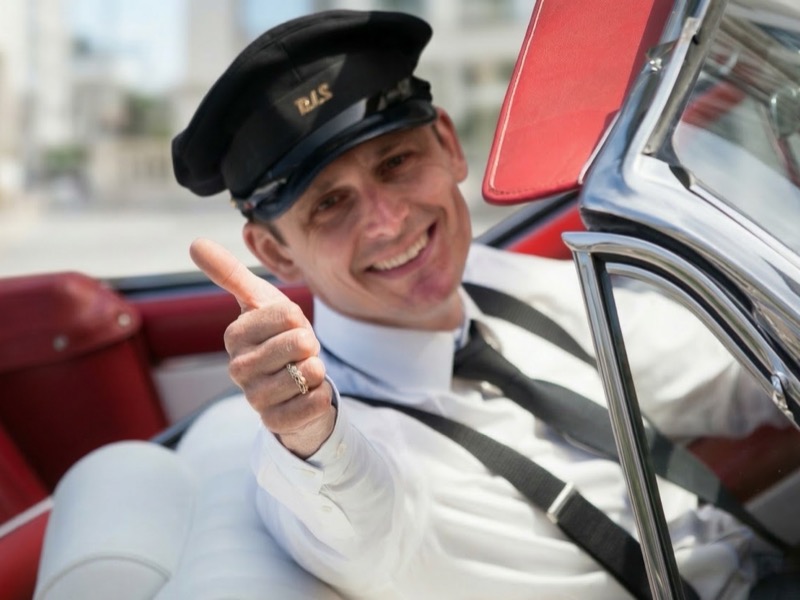 Dāvids Zvirgzdiņš — professional chauffeur
